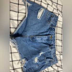 Cute jean shorts